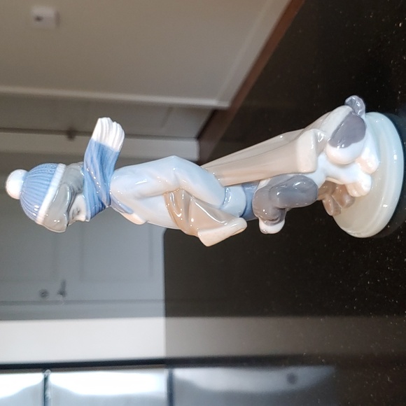 Lladro "Winter" figurine - Picture 2 of 6